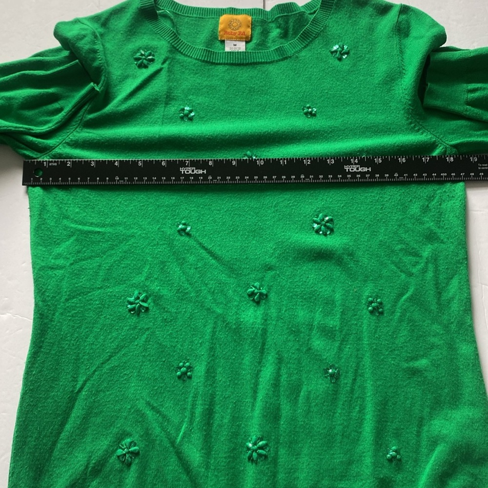 Ruby Rd. Sweater with beaded flowers - Picture 4 of 6